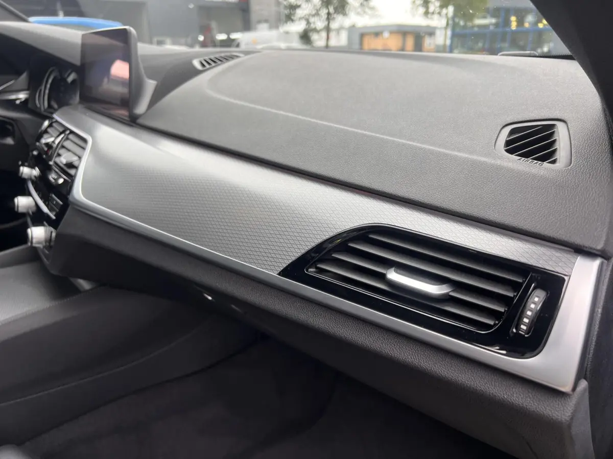 520i High Executive Clima Leder Dealer