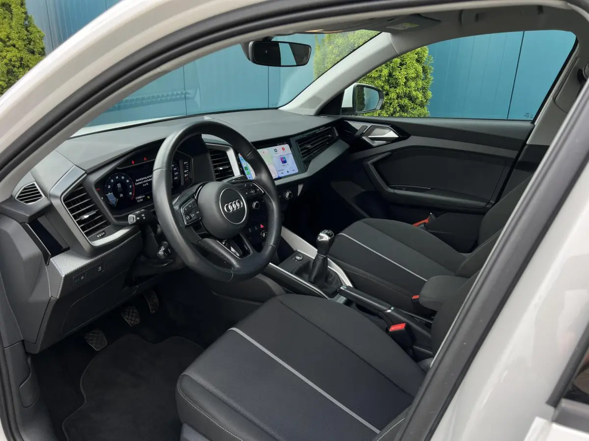 25 TFSI Pro Line NAV.VIA.CARPLAY/ANDROID | CRUISE | DIGI.DASHB | PDC | LMV | 1'EIG