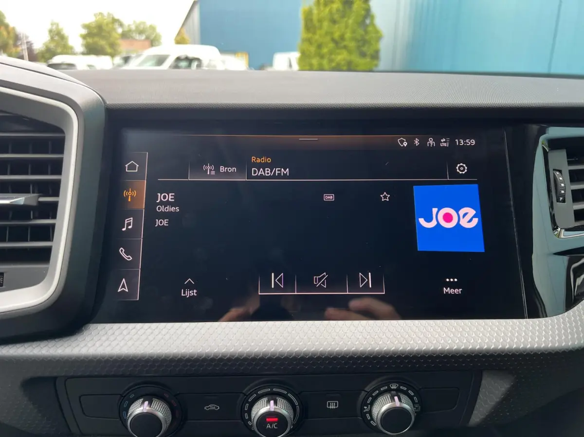 25 TFSI Pro Line NAV.VIA.CARPLAY/ANDROID | CRUISE | DIGI.DASHB | PDC | LMV | 1'EIG