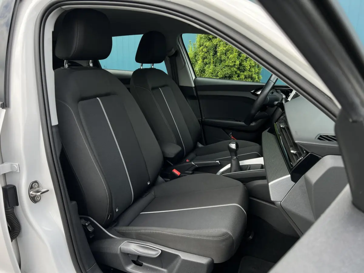 25 TFSI Pro Line NAV.VIA.CARPLAY/ANDROID | CRUISE | DIGI.DASHB | PDC | LMV | 1'EIG