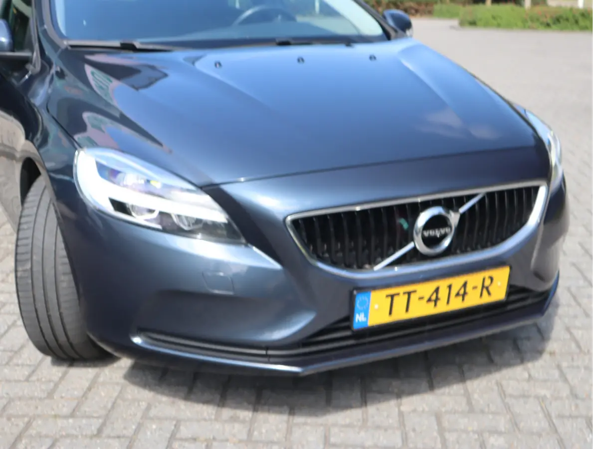 2.0 T2 Momentum Navi /Stoelverw / Trekhaak / Climate / Handgesch Goed onderhouden