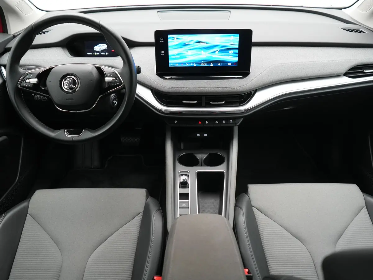 50 Comfort 55 kWh Dealer O.H INCL BTW | Adaptive Cruise | Camera | Crystal LED | Apple Carplay | Sportstoelen Verwarmd | BLIS | Virtual | Navigatie | DAB | 19"L.M |