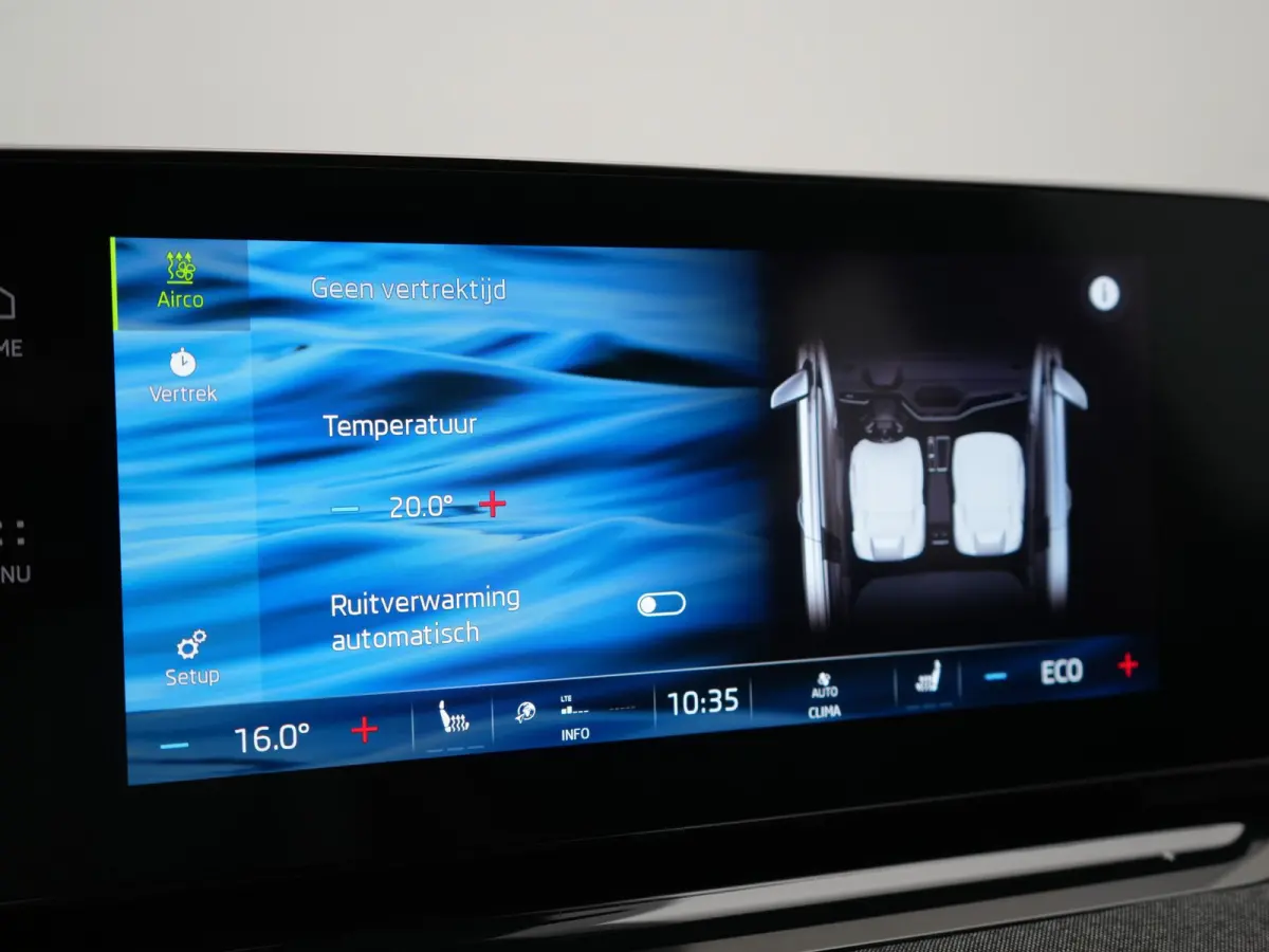 50 Comfort 55 kWh Dealer O.H INCL BTW | Adaptive Cruise | Camera | Crystal LED | Apple Carplay | Sportstoelen Verwarmd | BLIS | Virtual | Navigatie | DAB | 19"L.M |
