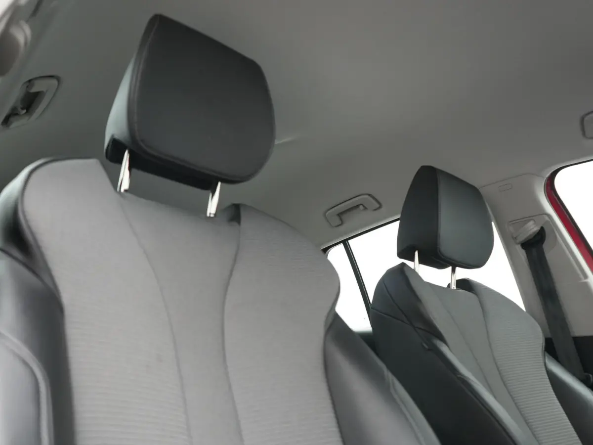 50 Comfort 55 kWh Dealer O.H INCL BTW | Adaptive Cruise | Camera | Crystal LED | Apple Carplay | Sportstoelen Verwarmd | BLIS | Virtual | Navigatie | DAB | 19"L.M |