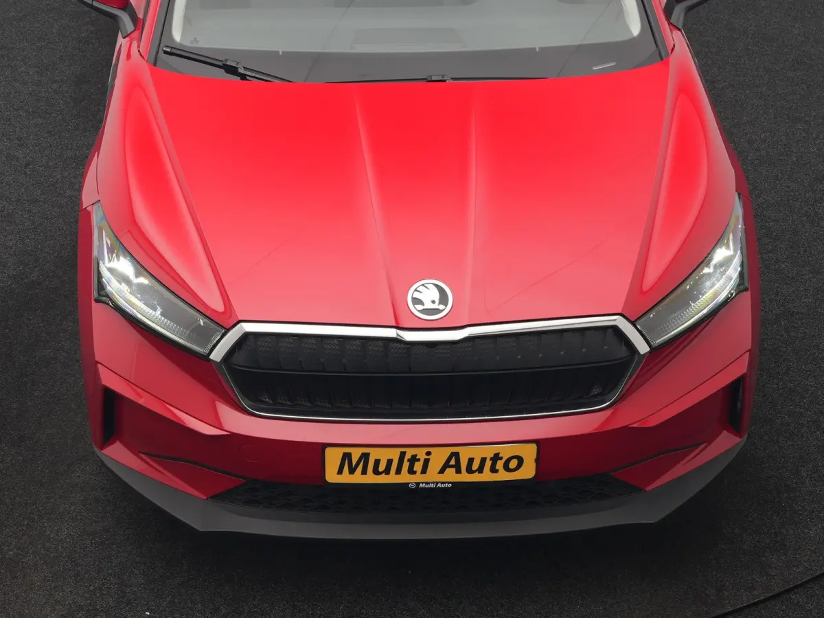50 Comfort 55 kWh Dealer O.H INCL BTW | Adaptive Cruise | Camera | Crystal LED | Apple Carplay | Sportstoelen Verwarmd | BLIS | Virtual | Navigatie | DAB | 19"L.M |