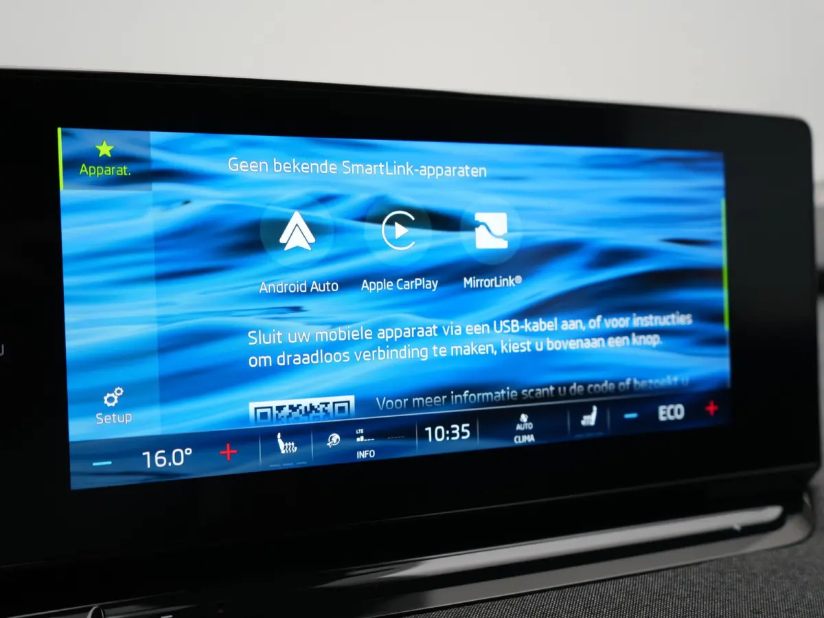 50 Comfort 55 kWh Dealer O.H INCL BTW | Adaptive Cruise | Camera | Crystal LED | Apple Carplay | Sportstoelen Verwarmd | BLIS | Virtual | Navigatie | DAB | 19"L.M |