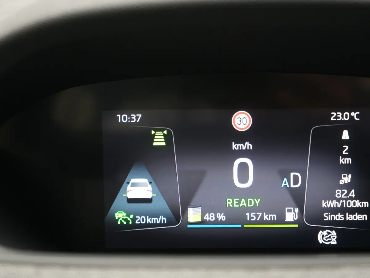50 Comfort 55 kWh Dealer O.H INCL BTW | Adaptive Cruise | Camera | Crystal LED | Apple Carplay | Sportstoelen Verwarmd | BLIS | Virtual | Navigatie | DAB | 19"L.M |