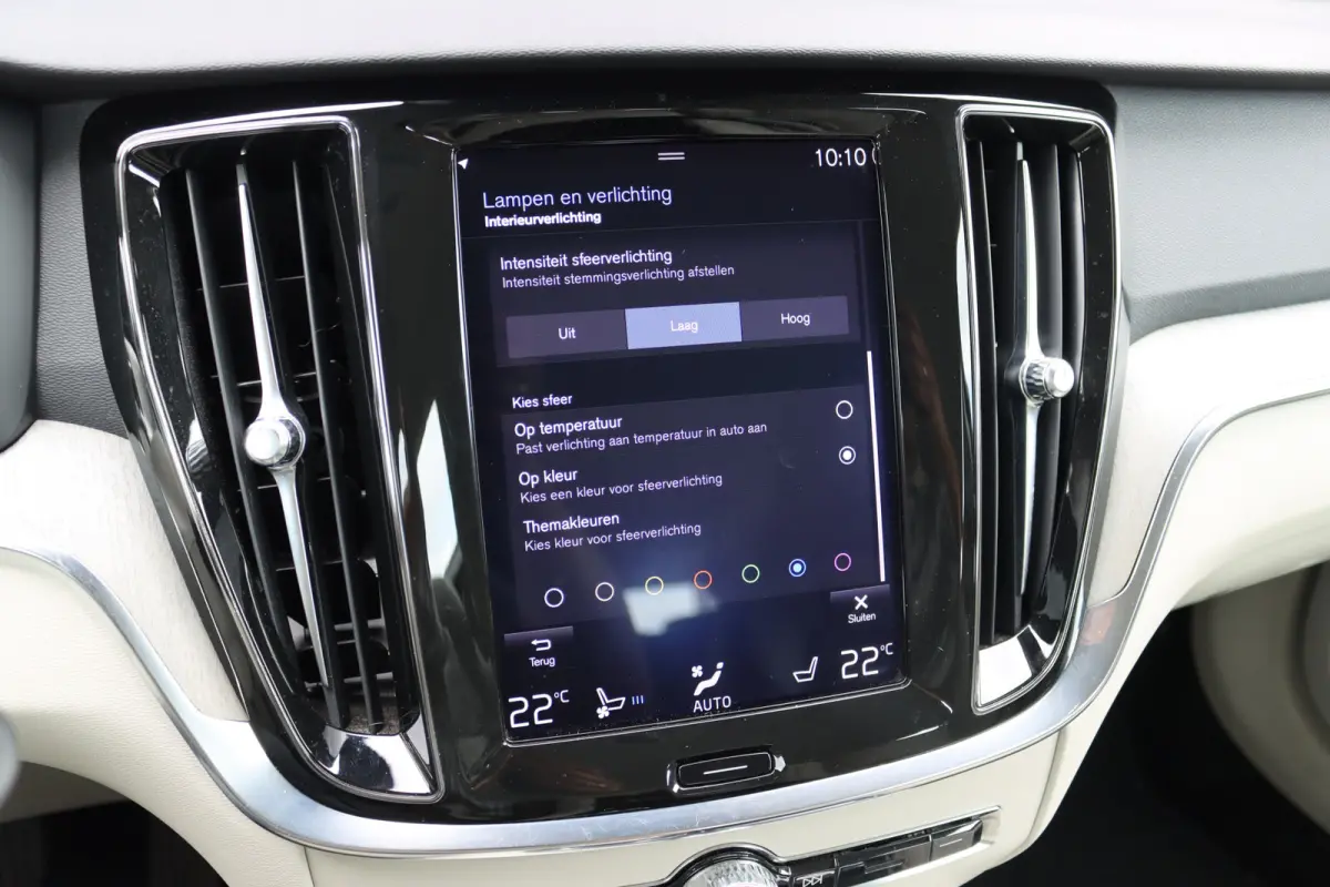 2.0 T8 Twin Engine AWD Inscription | Bowers&Wilkins | Massage | Trekhaak | Memory | HUD | ACC | Stoelventilatie | Verwarmd Stuurwiel | Nappa Leder | IntelliSafe PRO |