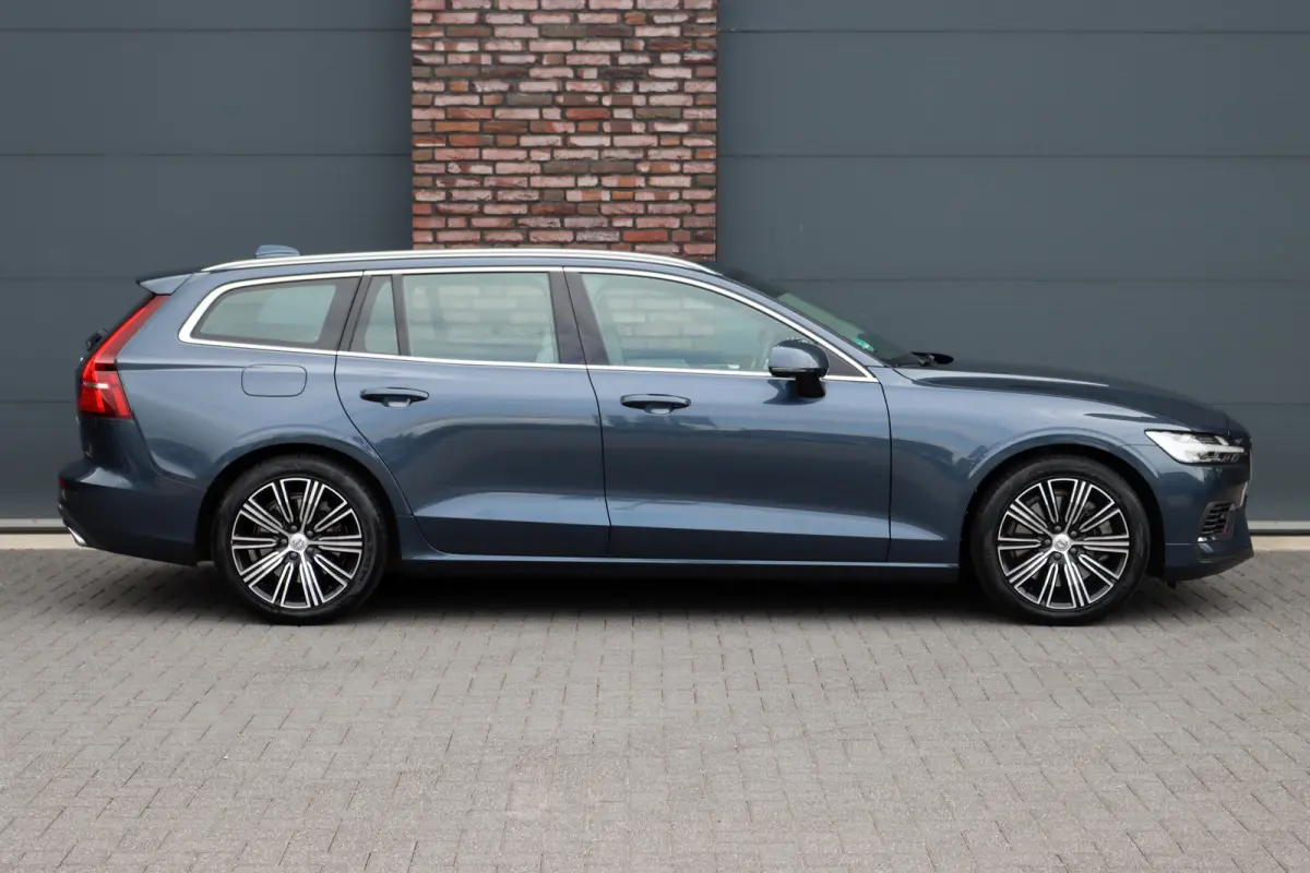 2.0 T8 Twin Engine AWD Inscription | Bowers&Wilkins | Massage | Trekhaak | Memory | HUD | ACC | Stoelventilatie | Verwarmd Stuurwiel | Nappa Leder | IntelliSafe PRO |