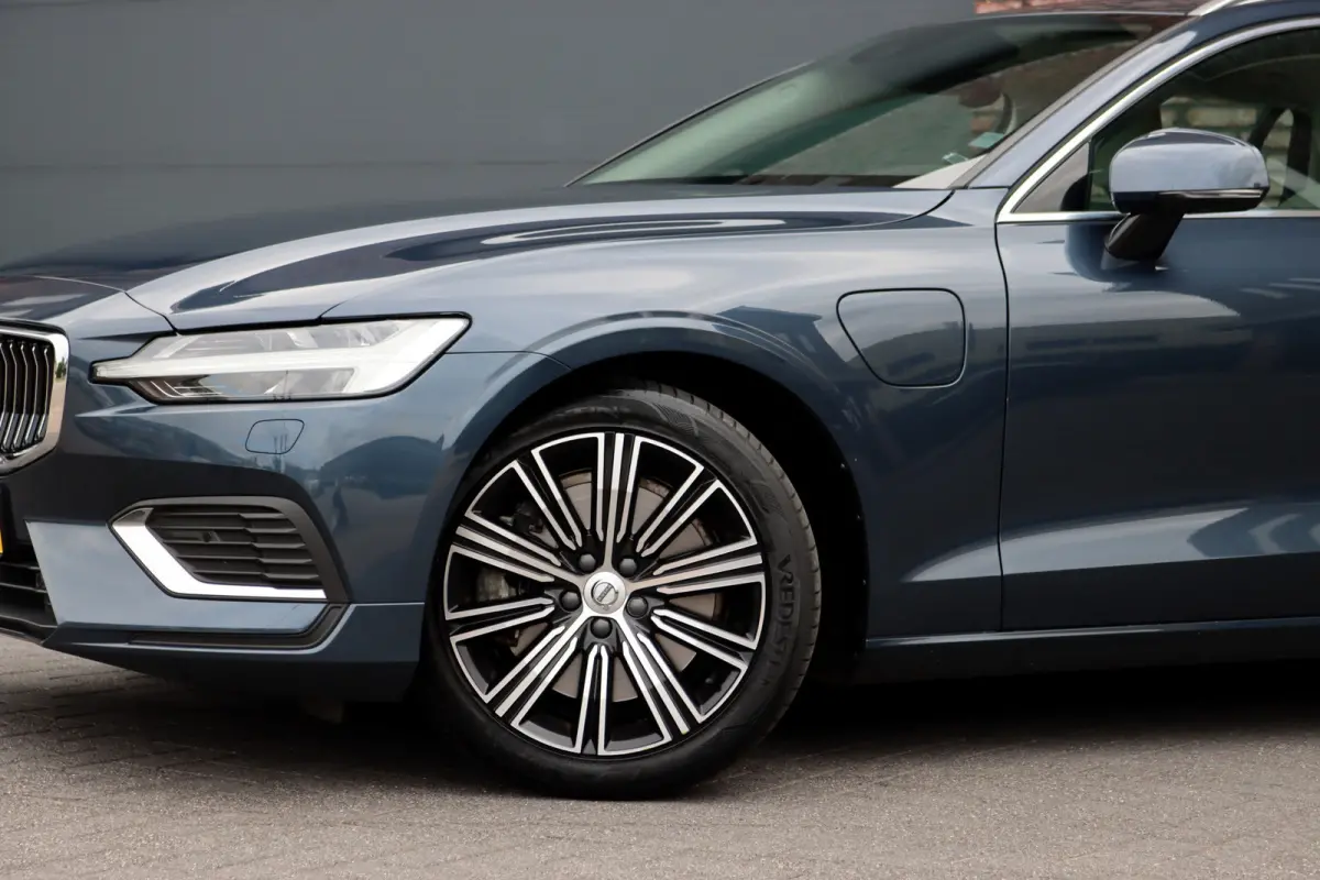 2.0 T8 Twin Engine AWD Inscription | Bowers&Wilkins | Massage | Trekhaak | Memory | HUD | ACC | Stoelventilatie | Verwarmd Stuurwiel | Nappa Leder | IntelliSafe PRO |