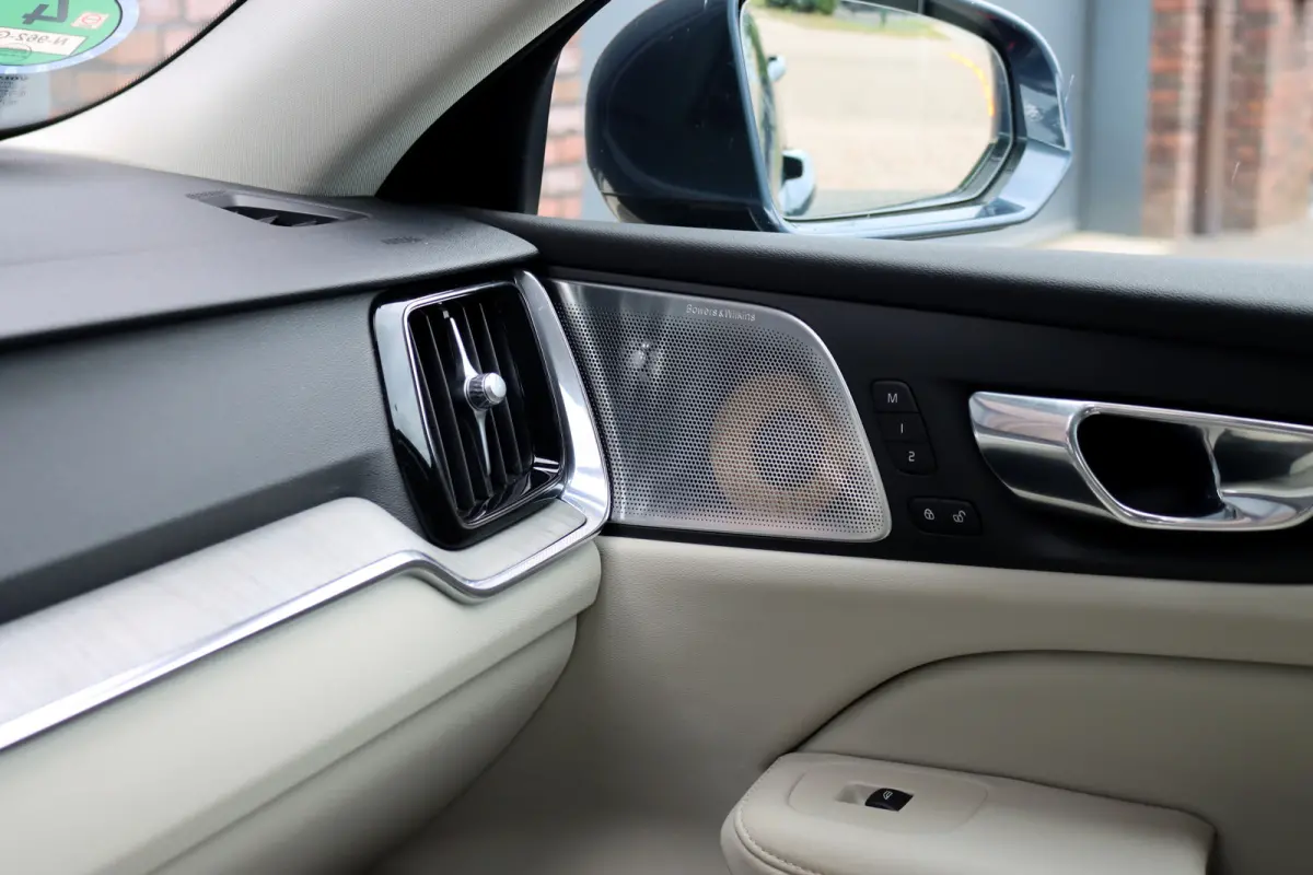2.0 T8 Twin Engine AWD Inscription | Bowers&Wilkins | Massage | Trekhaak | Memory | HUD | ACC | Stoelventilatie | Verwarmd Stuurwiel | Nappa Leder | IntelliSafe PRO |
