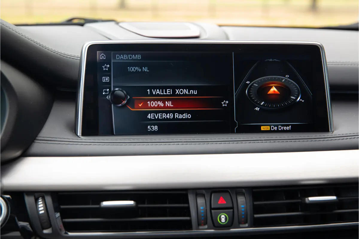 M50d , Pano, Bang&Olufsen, HUD, 360-camera, Vol!