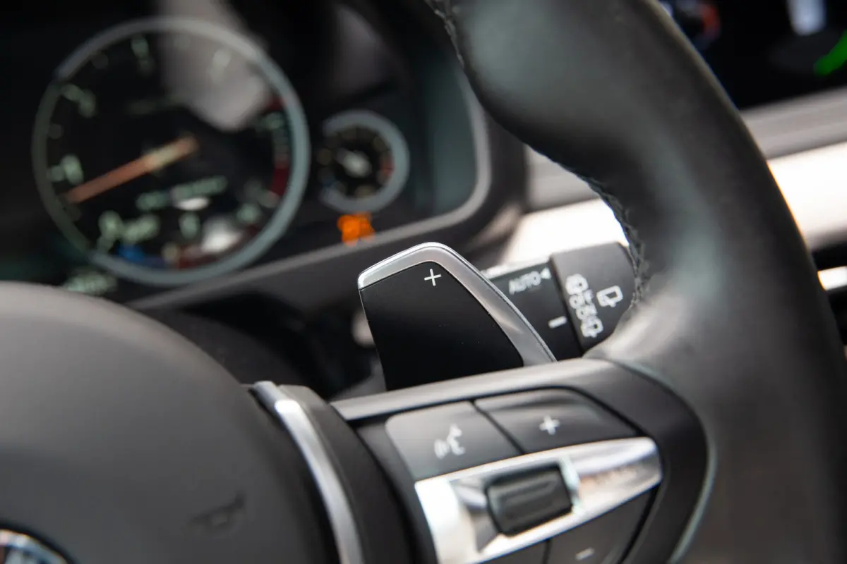 M50d , Pano, Bang&Olufsen, HUD, 360-camera, Vol!