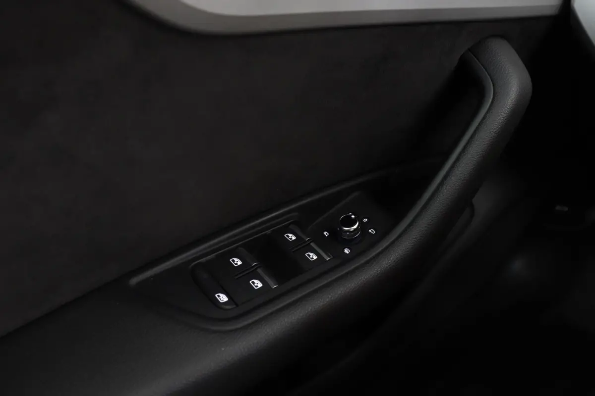quattro 45 TFSI MHEV Pro Line Plus | Camera | Navigatie | Stoelverwarming | 3-Zone Clima | Elek. Stoelverstelling