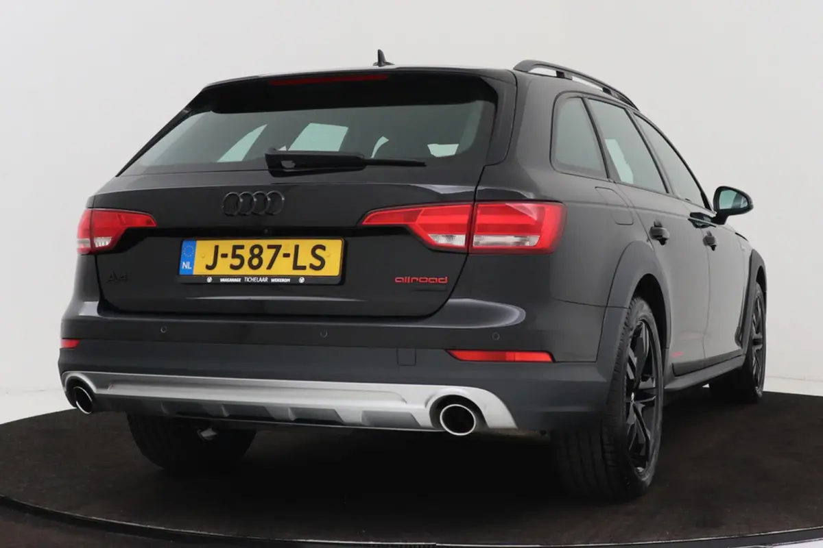 quattro 45 TFSI MHEV Pro Line Plus | Camera | Navigatie | Stoelverwarming | 3-Zone Clima | Elek. Stoelverstelling