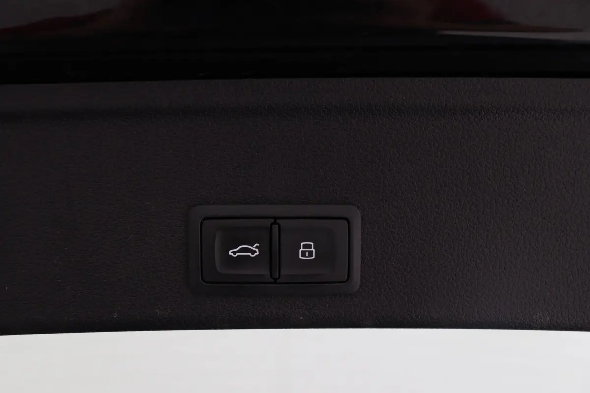 quattro 45 TFSI MHEV Pro Line Plus | Camera | Navigatie | Stoelverwarming | 3-Zone Clima | Elek. Stoelverstelling