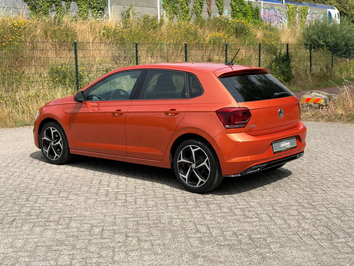 1.0 TSI Highline DSG I LED CARPLAY I PDC I CAMERA I R-LINE VELGEN