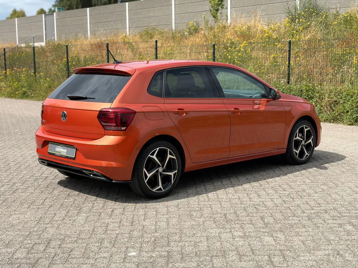 1.0 TSI Highline DSG I LED CARPLAY I PDC I CAMERA I R-LINE VELGEN