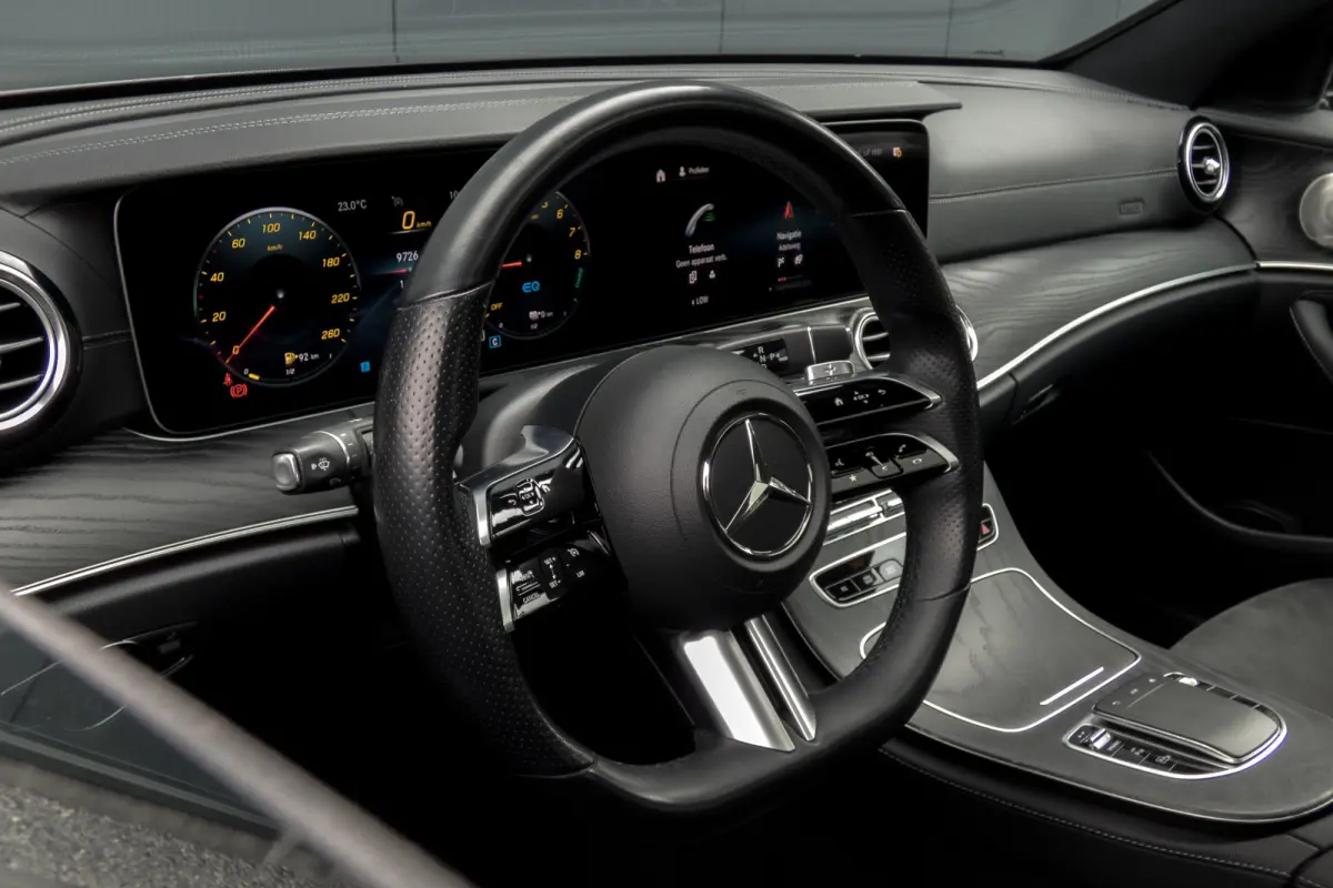 300 e AMG Line | Panoramadak | Afn. trekhaak | Burmester | LED | Stoelverwarming