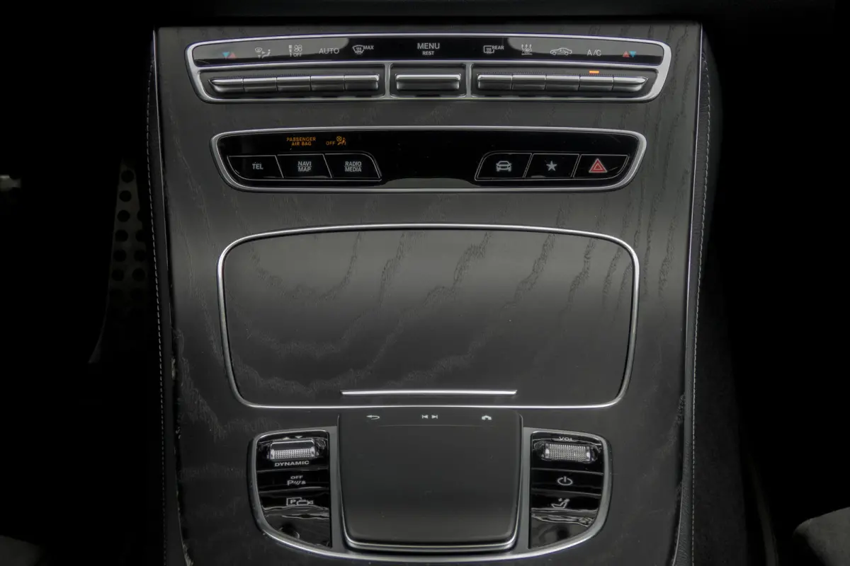 300 e AMG Line | Panoramadak | Afn. trekhaak | Burmester | LED | Stoelverwarming