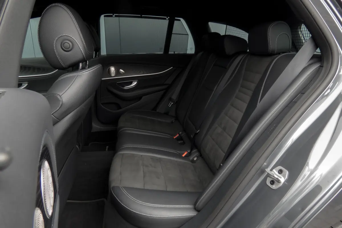 300 e AMG Line | Panoramadak | Afn. trekhaak | Burmester | LED | Stoelverwarming