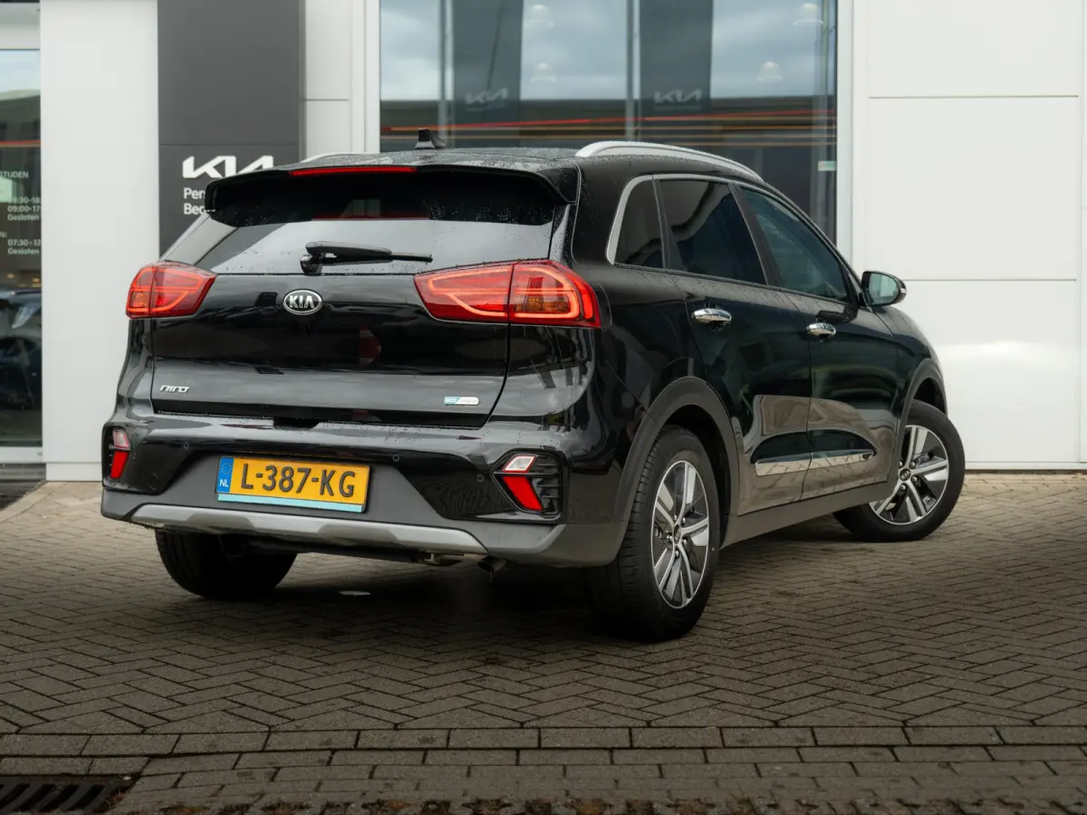 1.6 GDi PHEV DynamicPlusLine | Stoel en stuurverwarming | Navi | Clima |