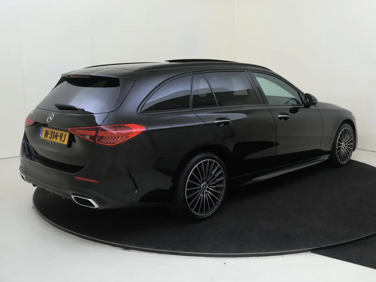 300 e AMG Line /Panoramadak /Memory /HUD /360 Camera /19 Inch /Nightpakket