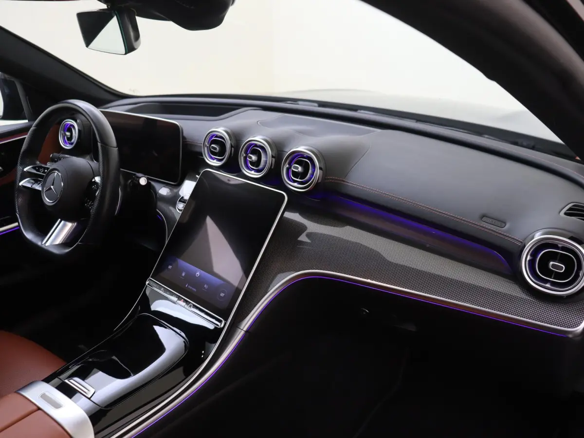 300 e AMG Line /Panoramadak /Memory /HUD /360 Camera /19 Inch /Nightpakket