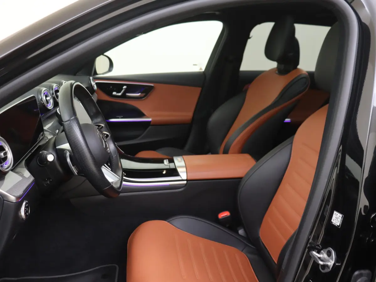 300 e AMG Line /Panoramadak /Memory /HUD /360 Camera /19 Inch /Nightpakket