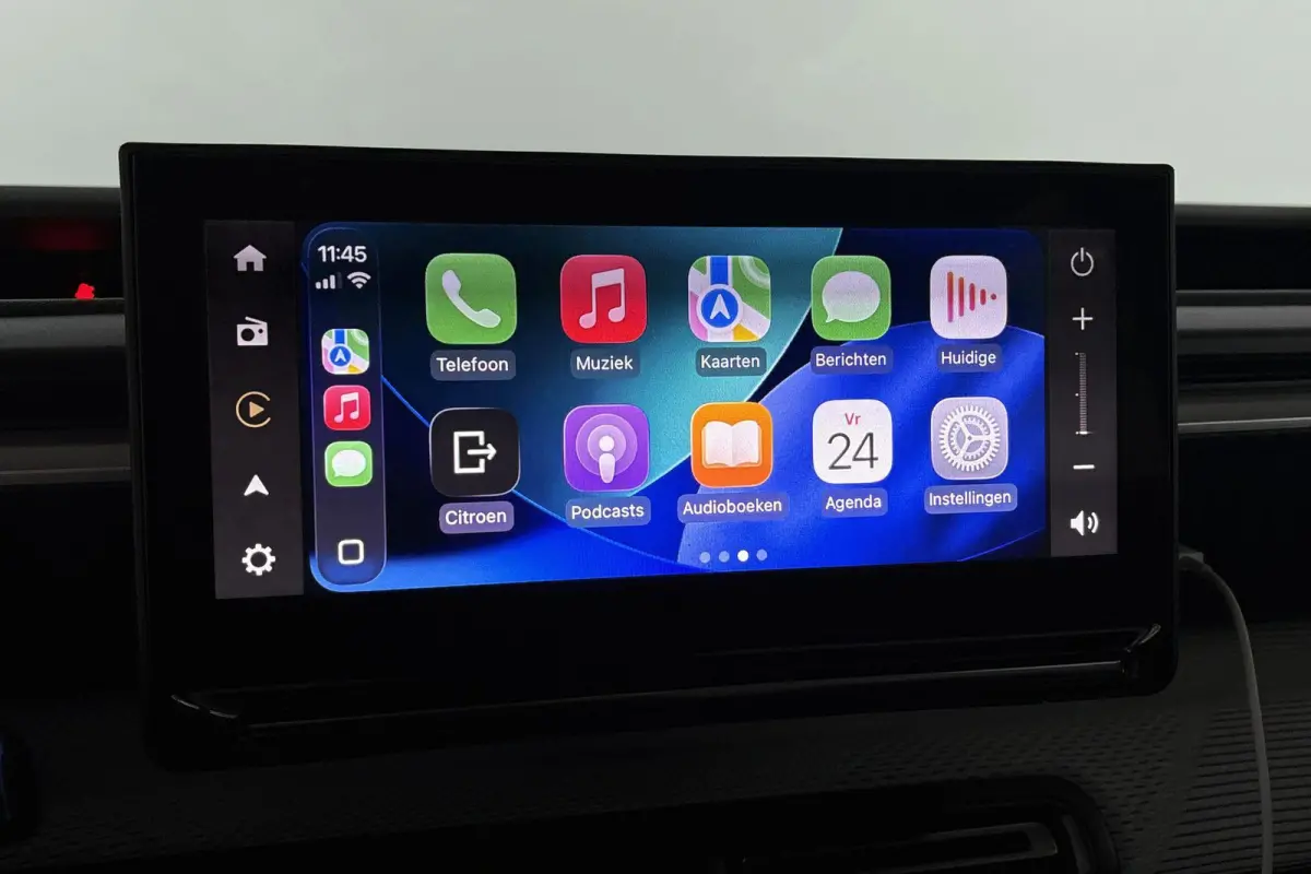 Max 113pk Comfort Range 44 kWh Camera Apple CarPlay Dodehoek