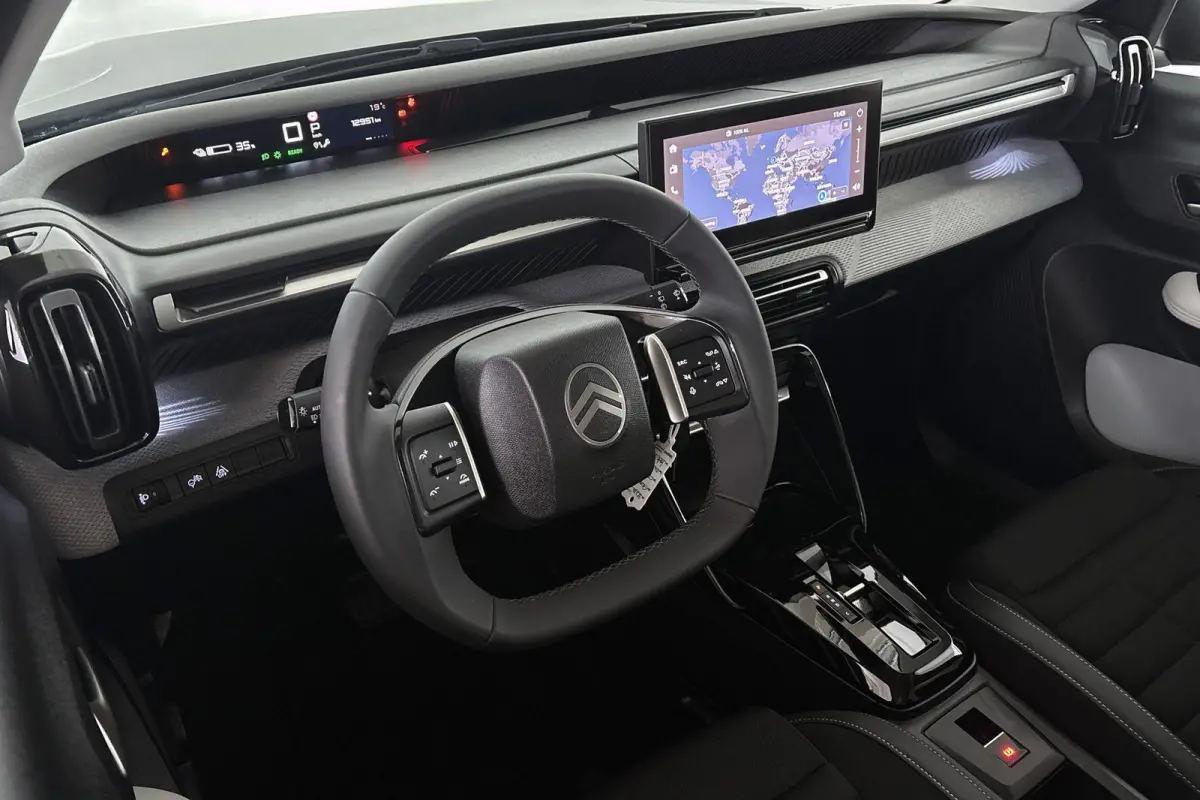 Max 113pk Comfort Range 44 kWh Camera Apple CarPlay Dodehoek