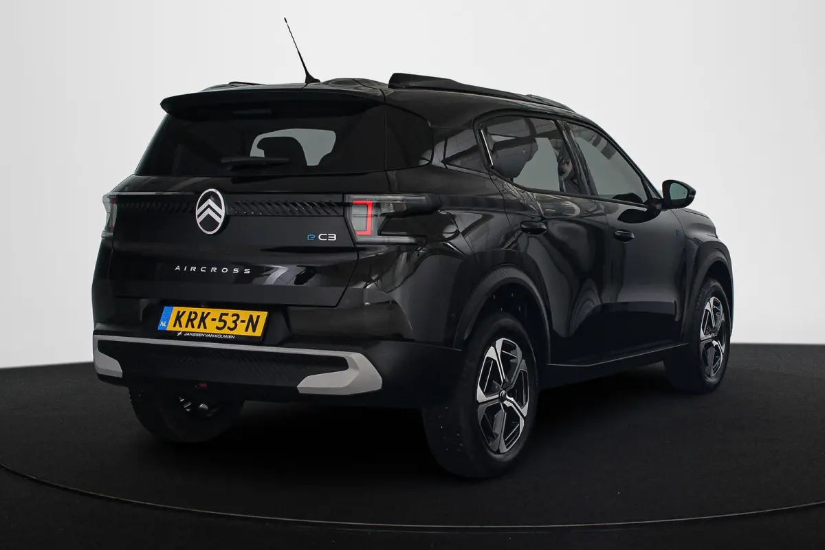 Max 113pk Comfort Range 44 kWh Camera Apple CarPlay Dodehoek