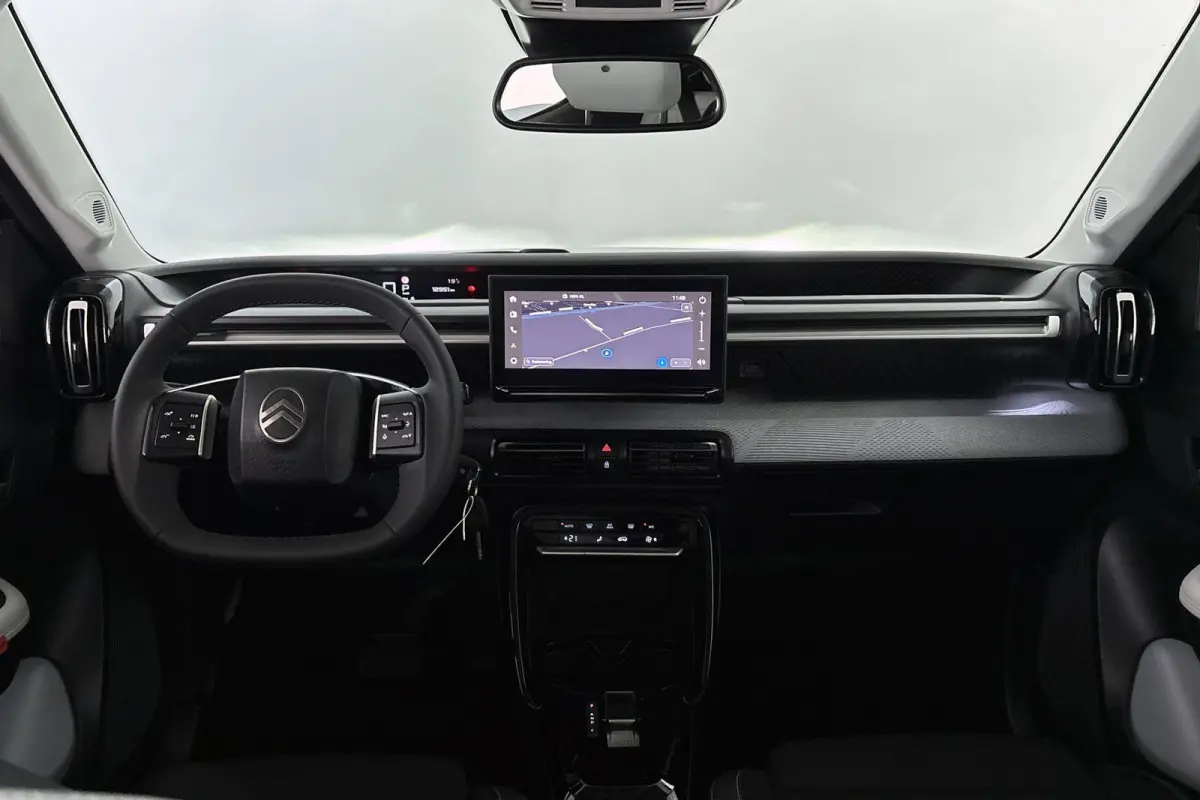 Max 113pk Comfort Range 44 kWh Camera Apple CarPlay Dodehoek