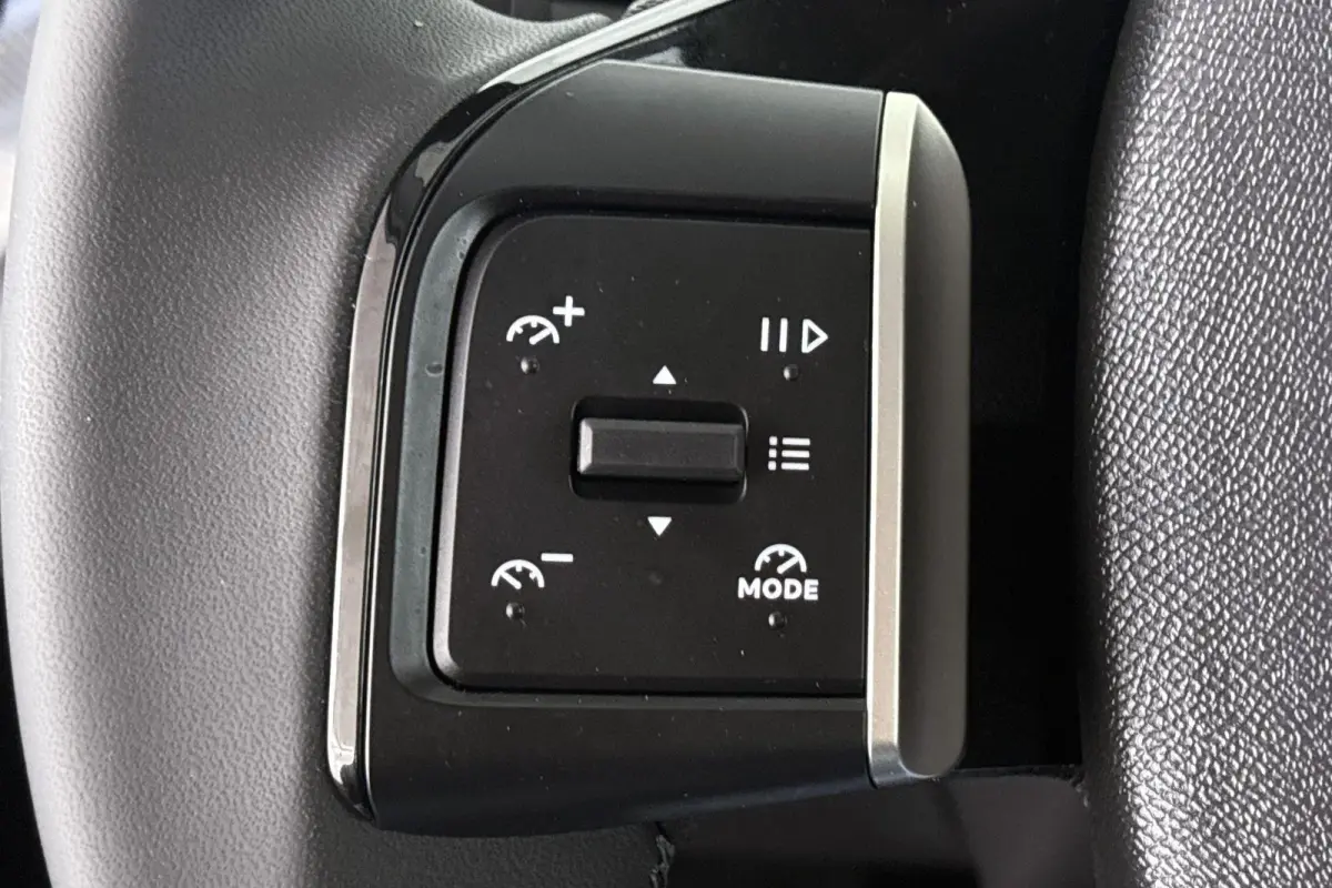 Max 113pk Comfort Range 44 kWh Camera Apple CarPlay Dodehoek