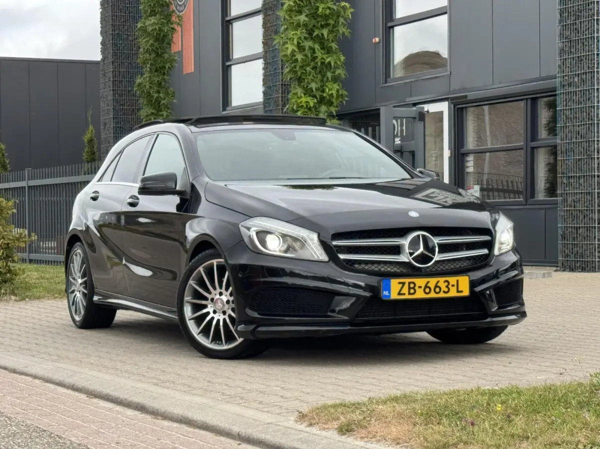 180 Prestige AMG | Pano | Xenon | Stoelverwarming