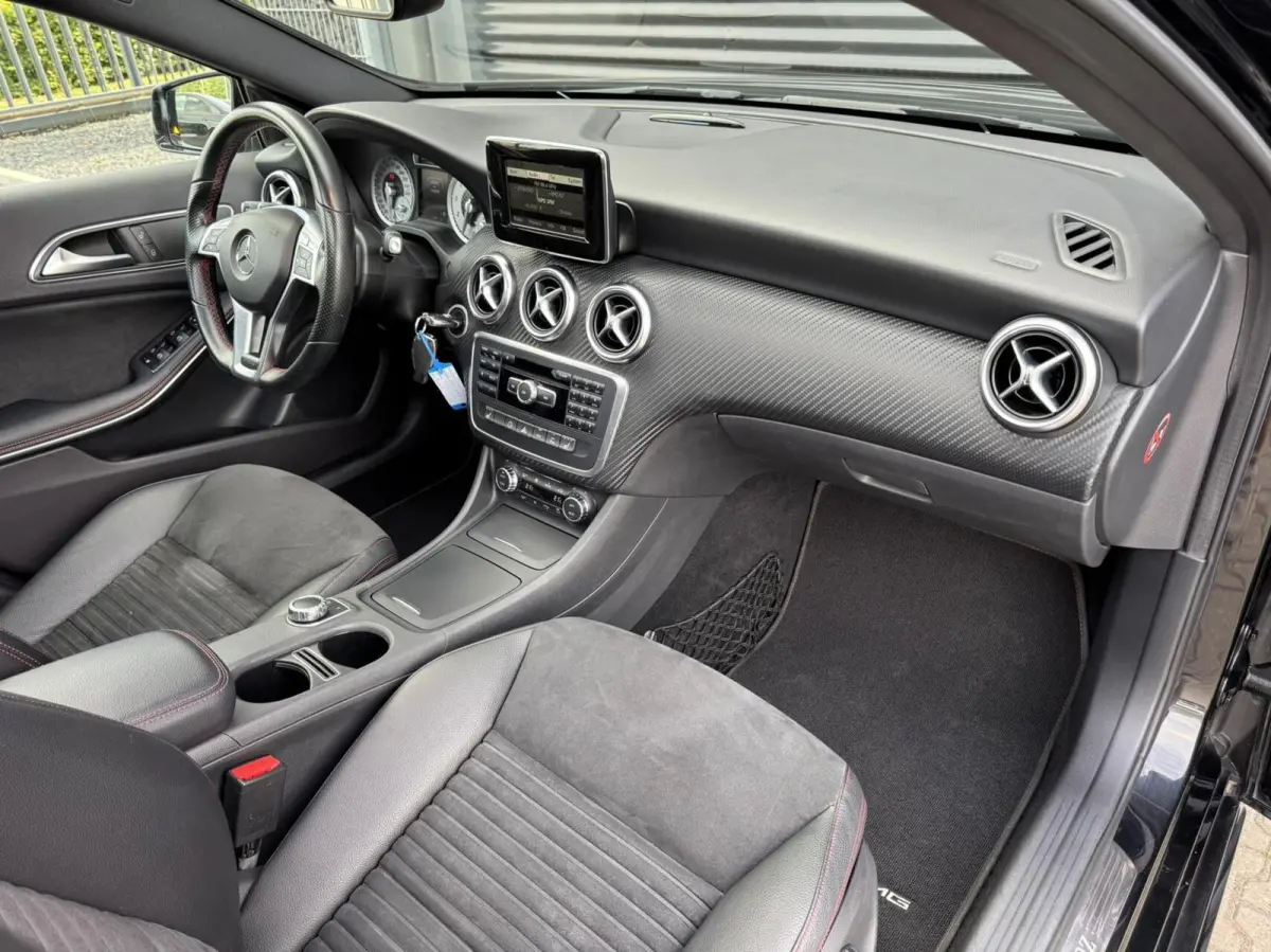 180 Prestige AMG | Pano | Xenon | Stoelverwarming