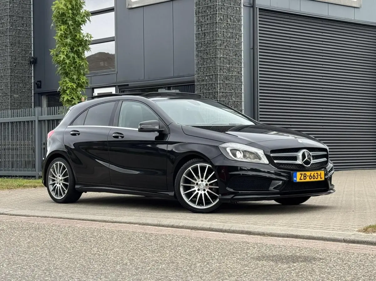 180 Prestige AMG | Pano | Xenon | Stoelverwarming