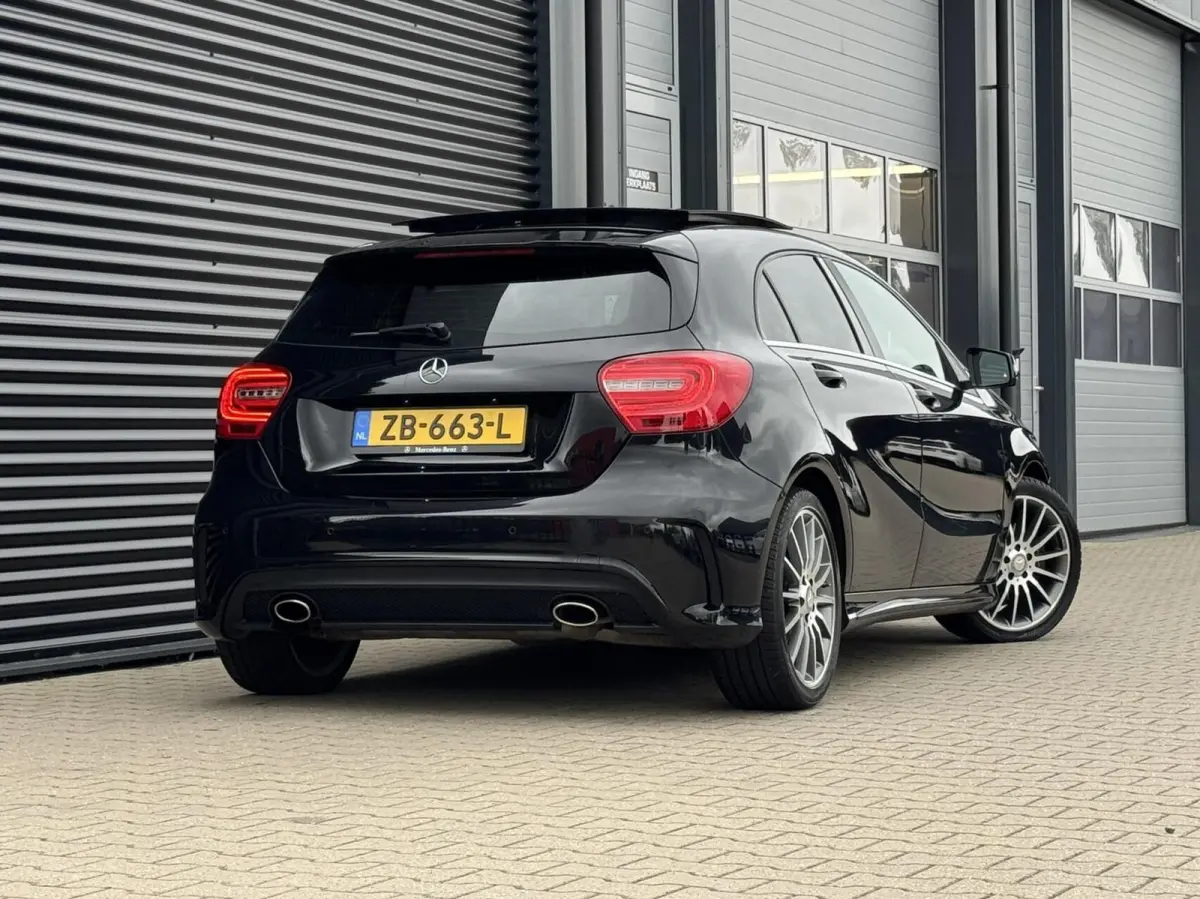 180 Prestige AMG | Pano | Xenon | Stoelverwarming