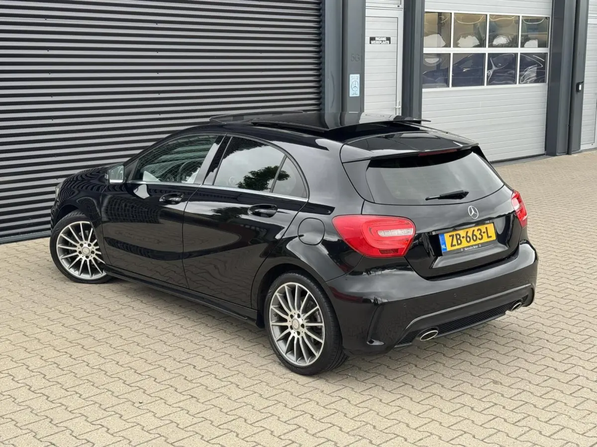 180 Prestige AMG | Pano | Xenon | Stoelverwarming