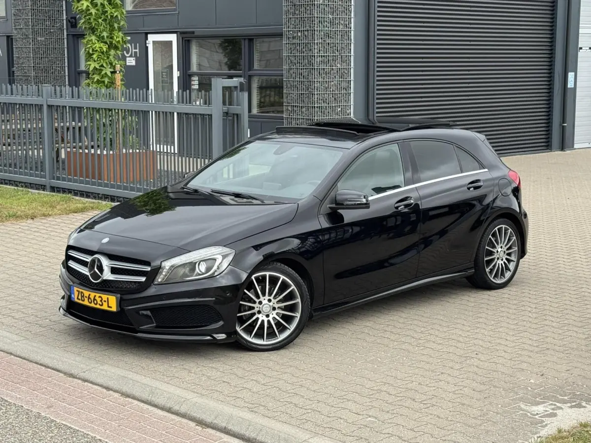 180 Prestige AMG | Pano | Xenon | Stoelverwarming