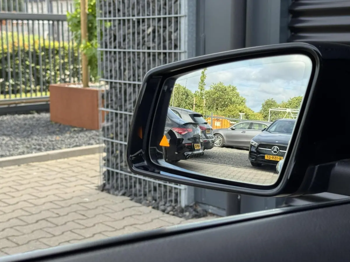 180 Prestige AMG | Pano | Xenon | Stoelverwarming