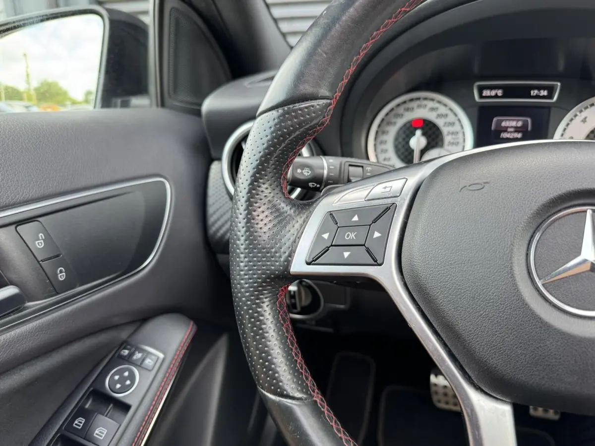 180 Prestige AMG | Pano | Xenon | Stoelverwarming