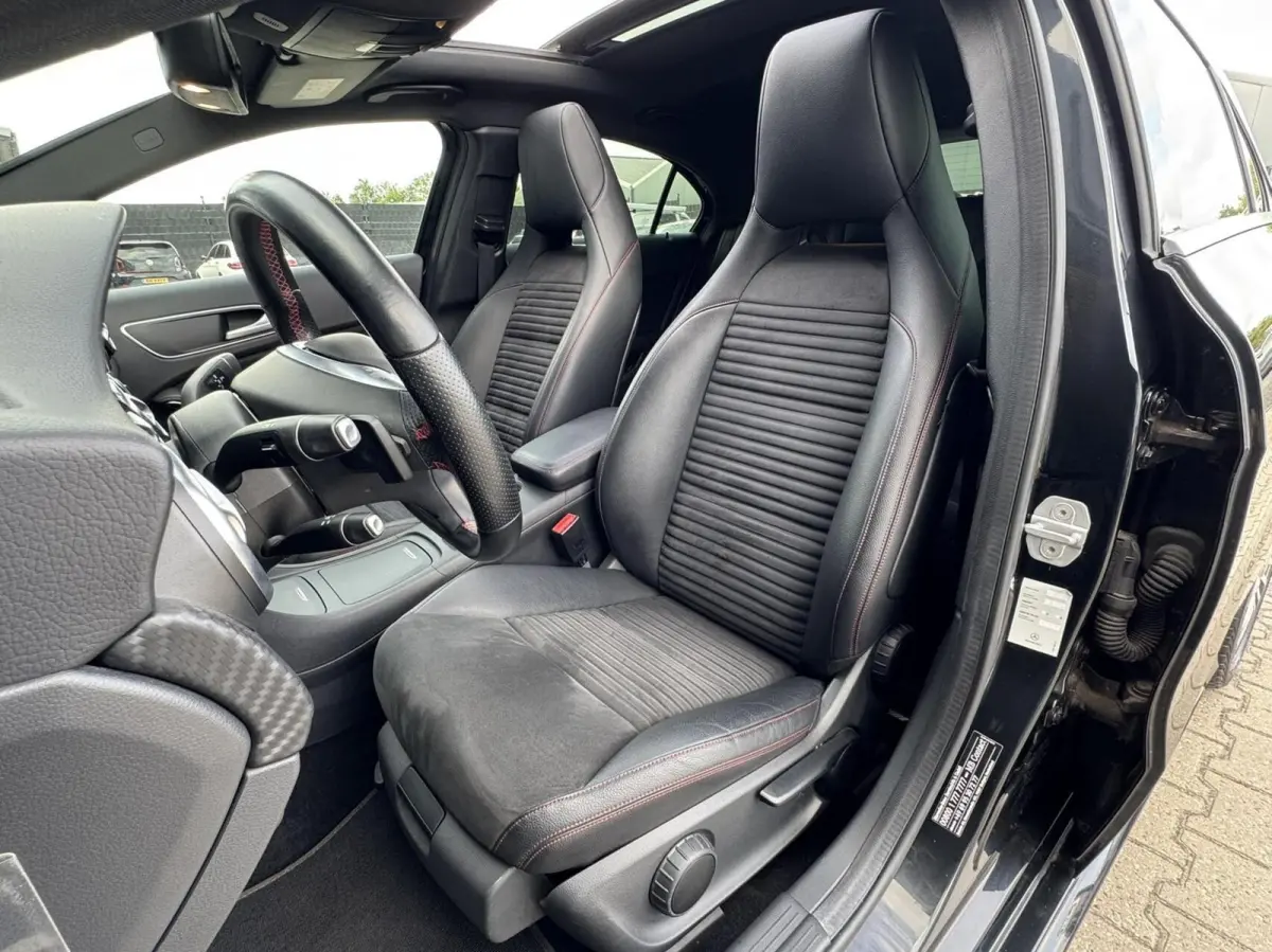 180 Prestige AMG | Pano | Xenon | Stoelverwarming