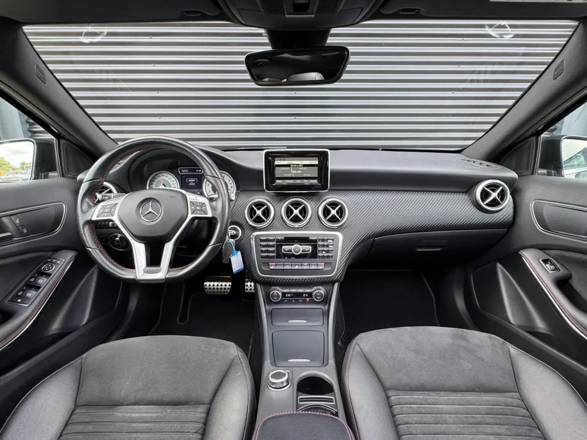180 Prestige AMG | Pano | Xenon | Stoelverwarming