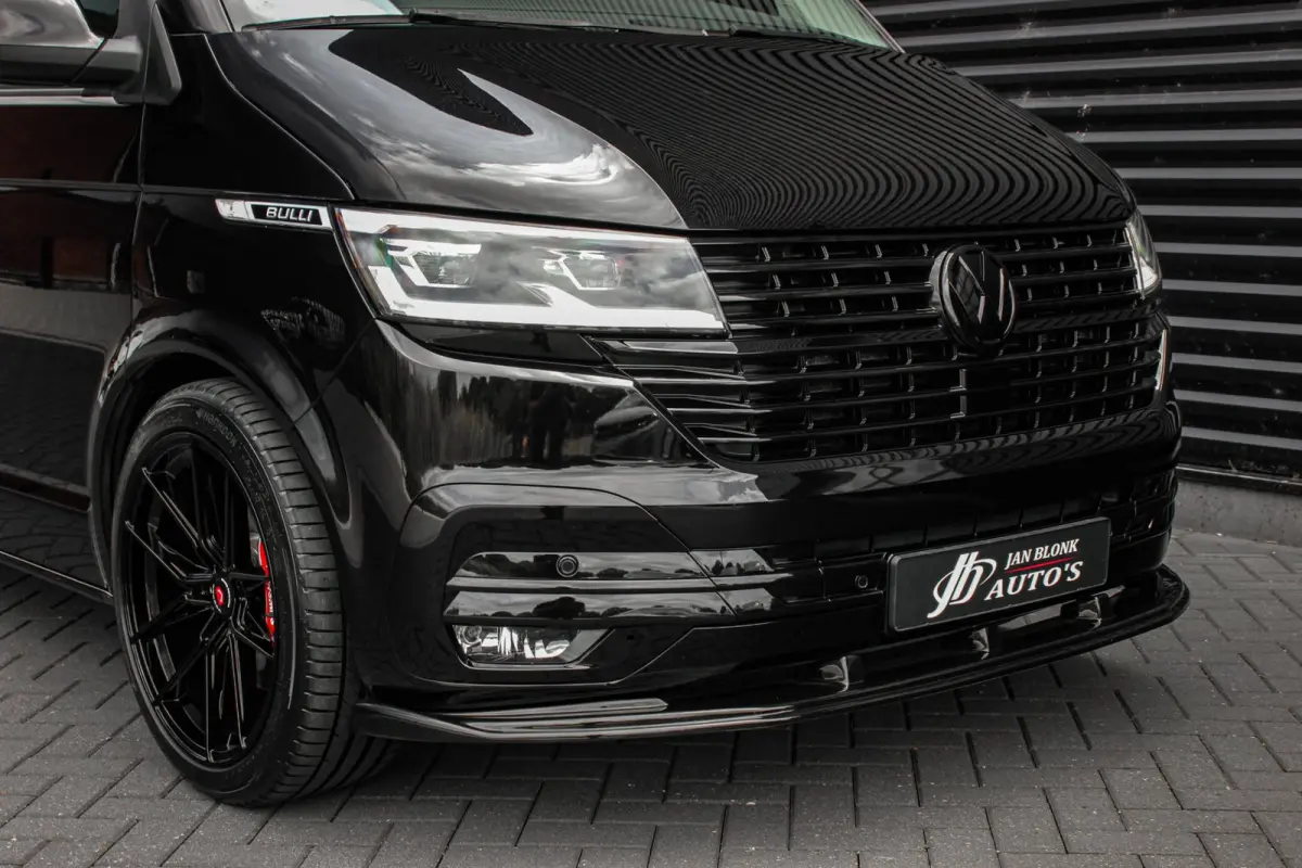 2.0 TDI L2H1 204PK BULLI DC DUBBEL CABINE / JB-EDITION / FULL OPTIONS / LEDER BEKLEDING / FULL BLACK /APPLE