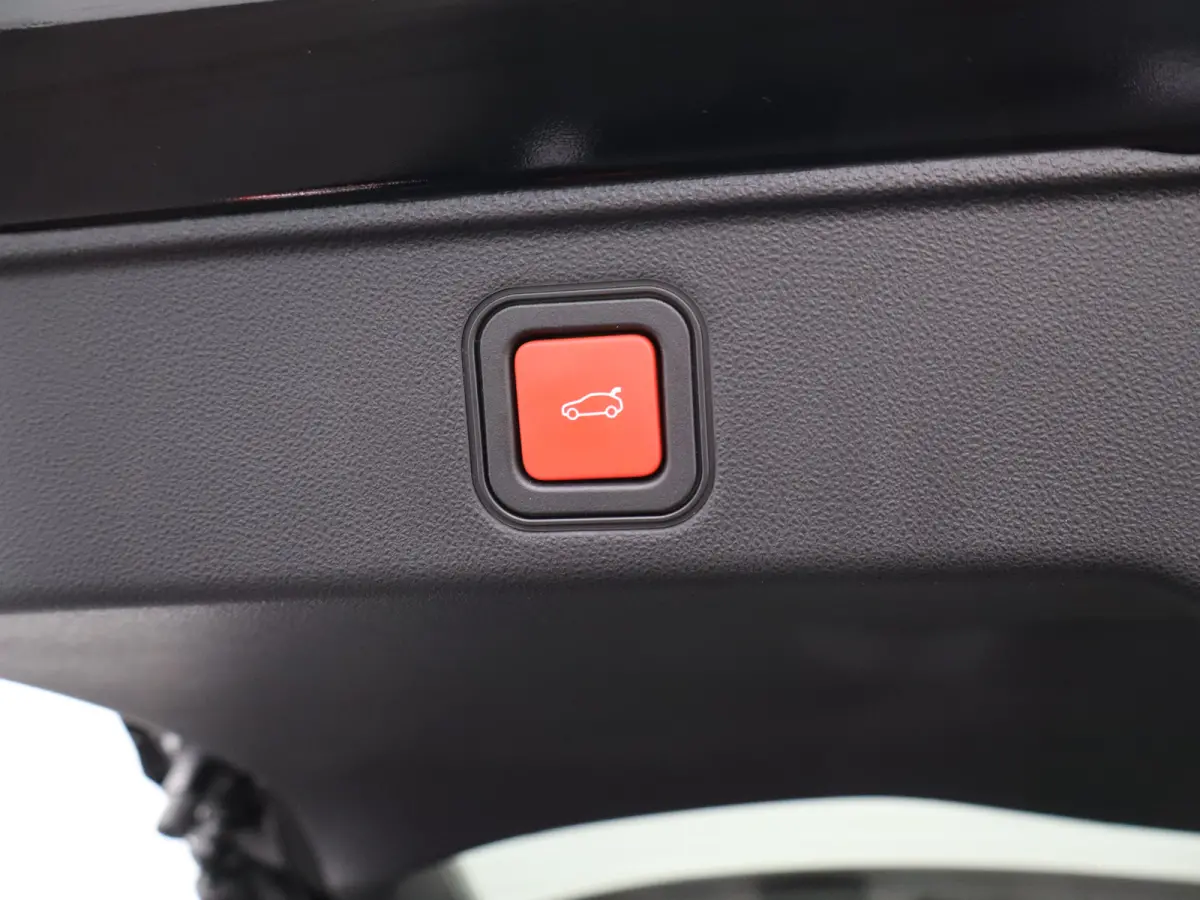 La Prima 54 kWh | SOH 98% | Keyless | Dodehoekdetectie | Navi | Stoelverwarming | 18"LMV | Camera | Cruise | Clima | Carplay |