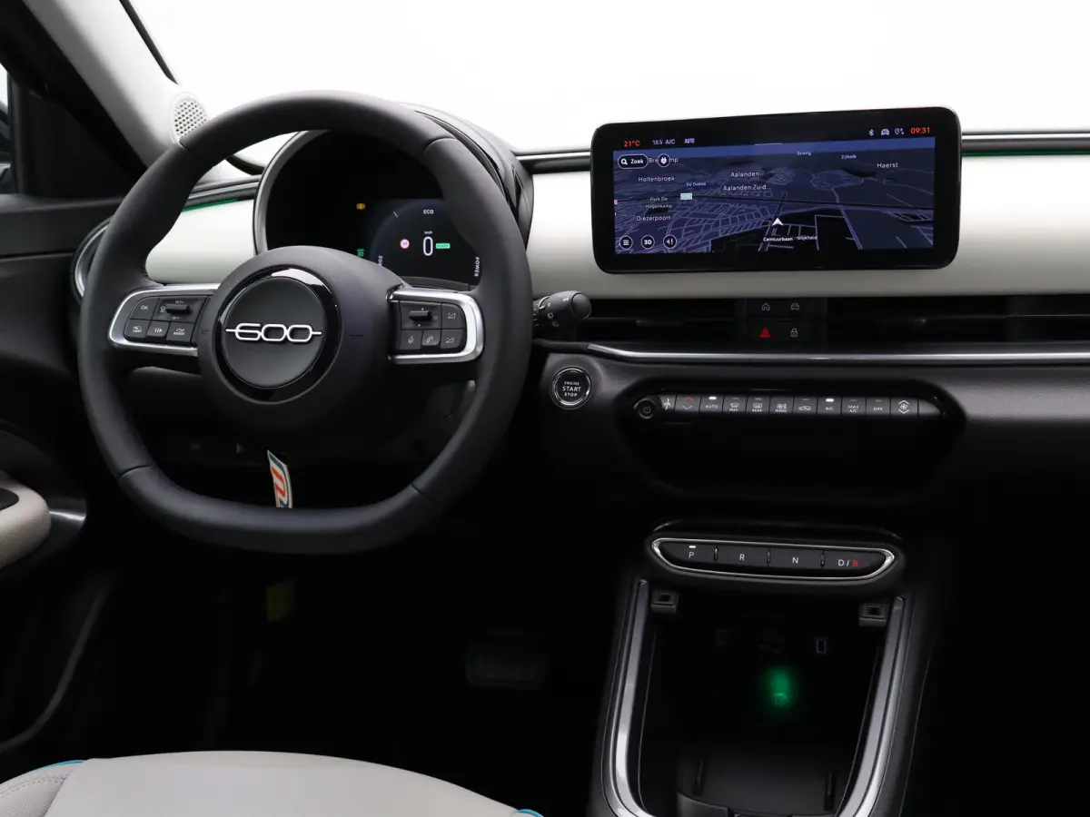 La Prima 54 kWh | SOH 98% | Keyless | Dodehoekdetectie | Navi | Stoelverwarming | 18"LMV | Camera | Cruise | Clima | Carplay |