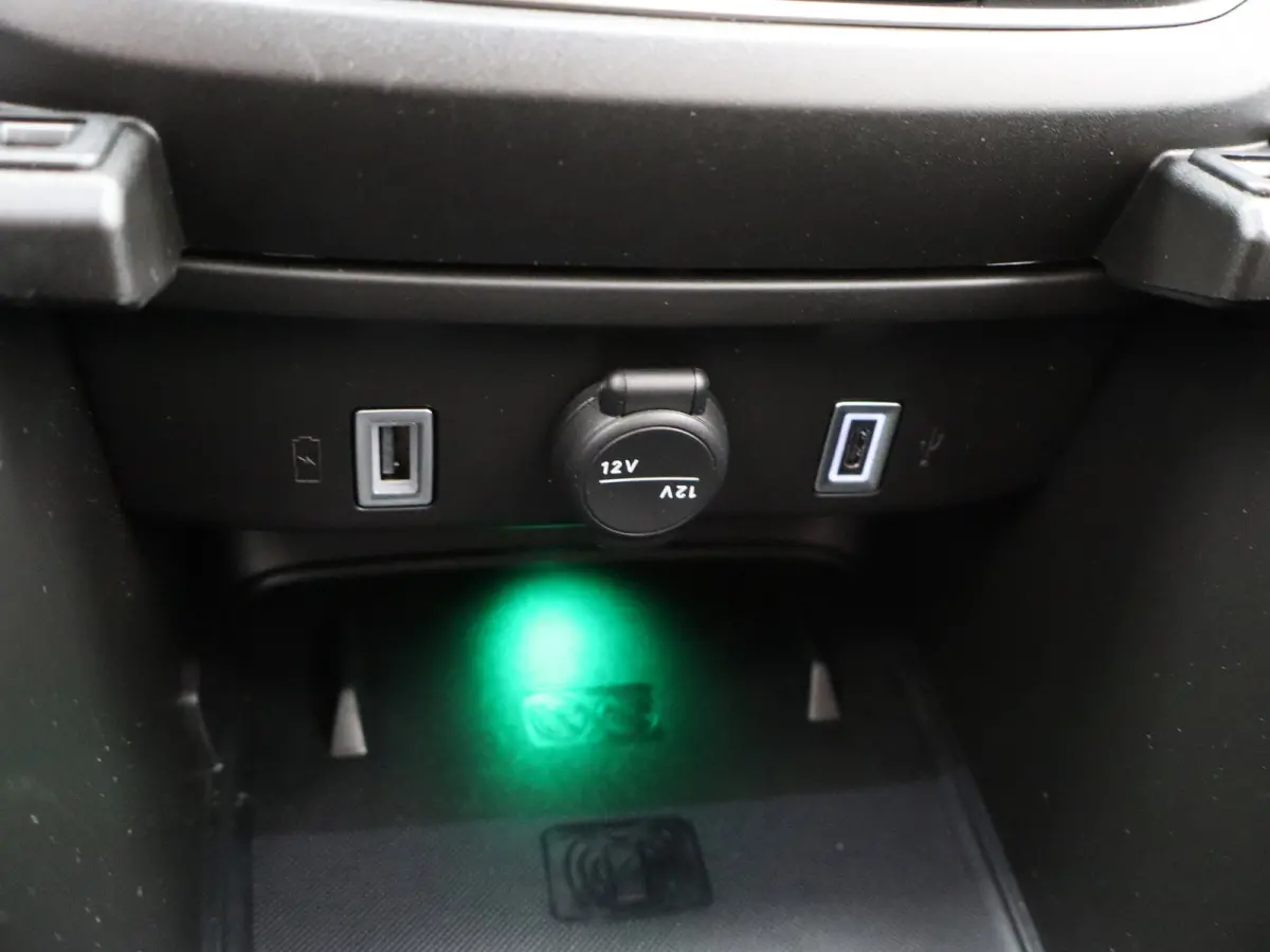 La Prima 54 kWh | SOH 98% | Keyless | Dodehoekdetectie | Navi | Stoelverwarming | 18"LMV | Camera | Cruise | Clima | Carplay |