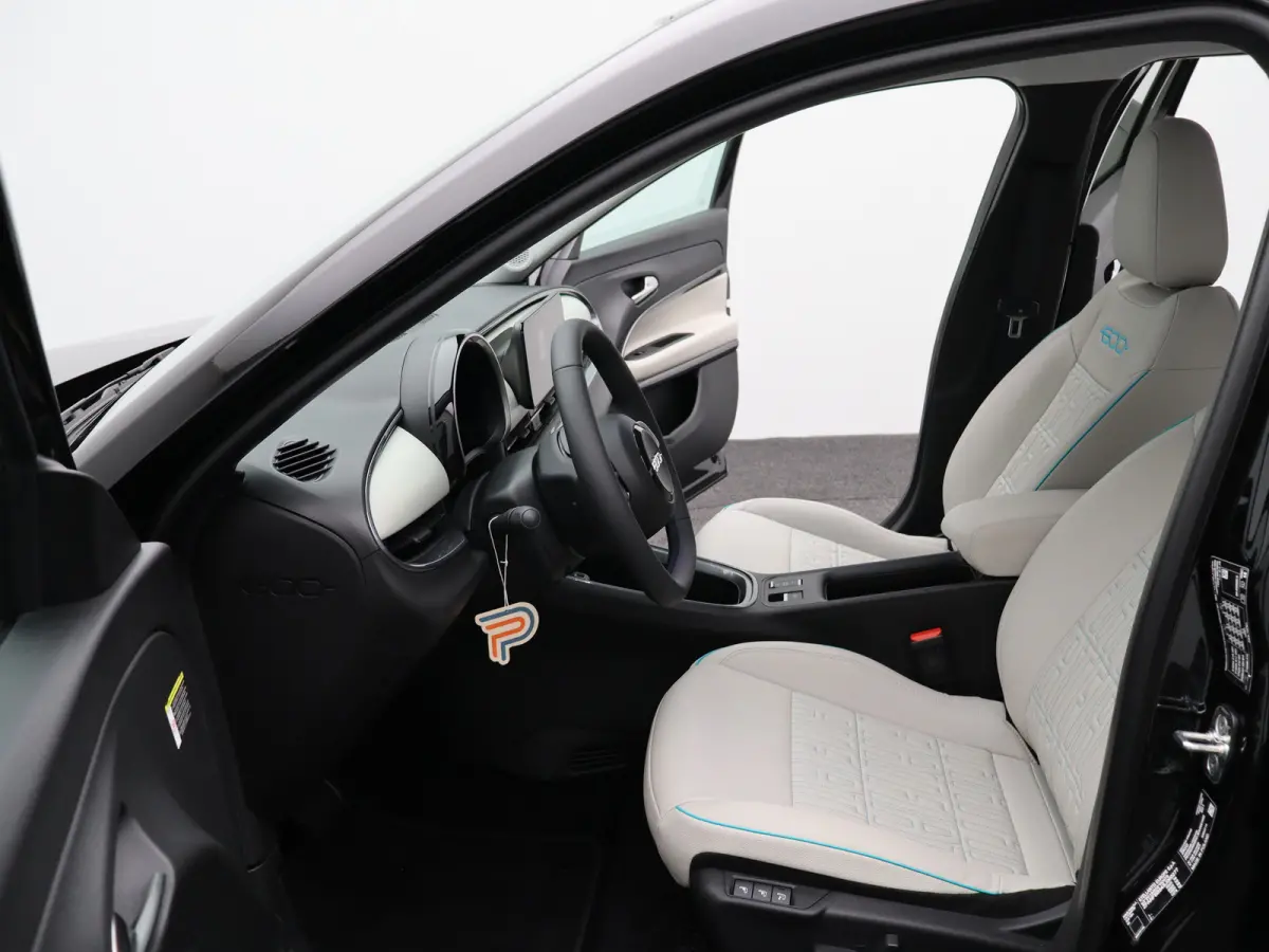 La Prima 54 kWh | SOH 98% | Keyless | Dodehoekdetectie | Navi | Stoelverwarming | 18"LMV | Camera | Cruise | Clima | Carplay |