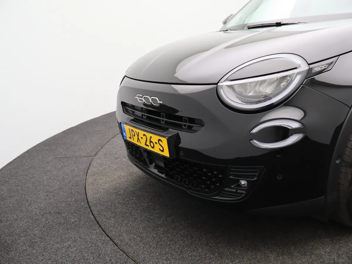 La Prima 54 kWh | SOH 98% | Keyless | Dodehoekdetectie | Navi | Stoelverwarming | 18"LMV | Camera | Cruise | Clima | Carplay |